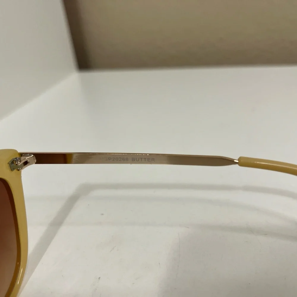 Max Studio Butter Yellow Cat Eye Sunglasses SP20268 - Picture 5 of 5